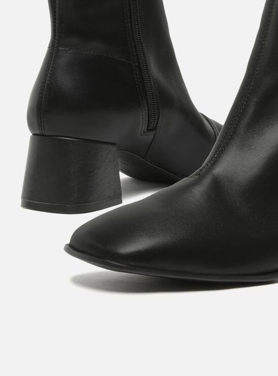 BOTA PRETA AREZZO CANO CURTO