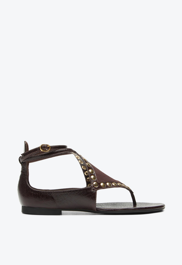 Flat Nati Marrom