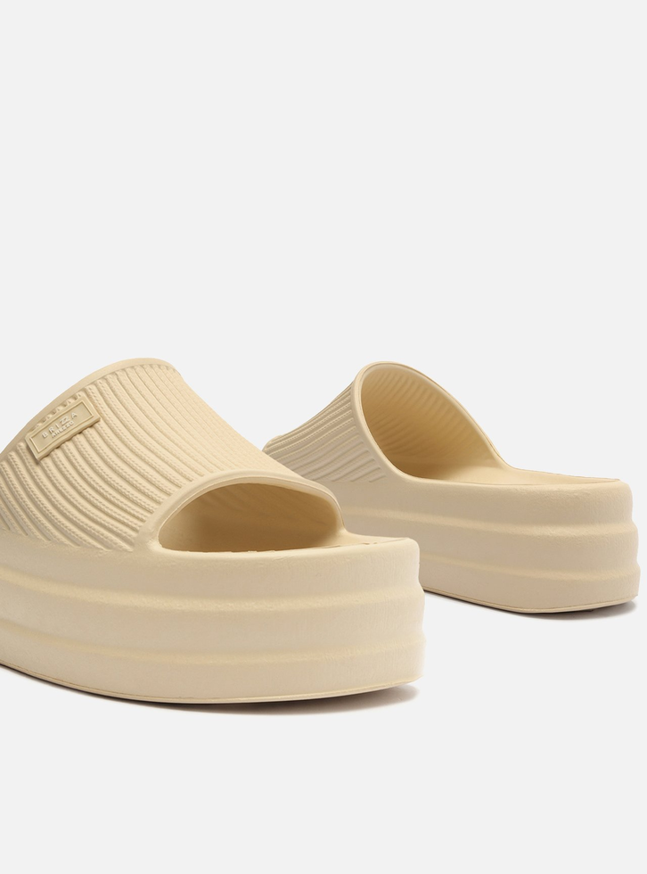 Sandália Off-White Flatform Brizza