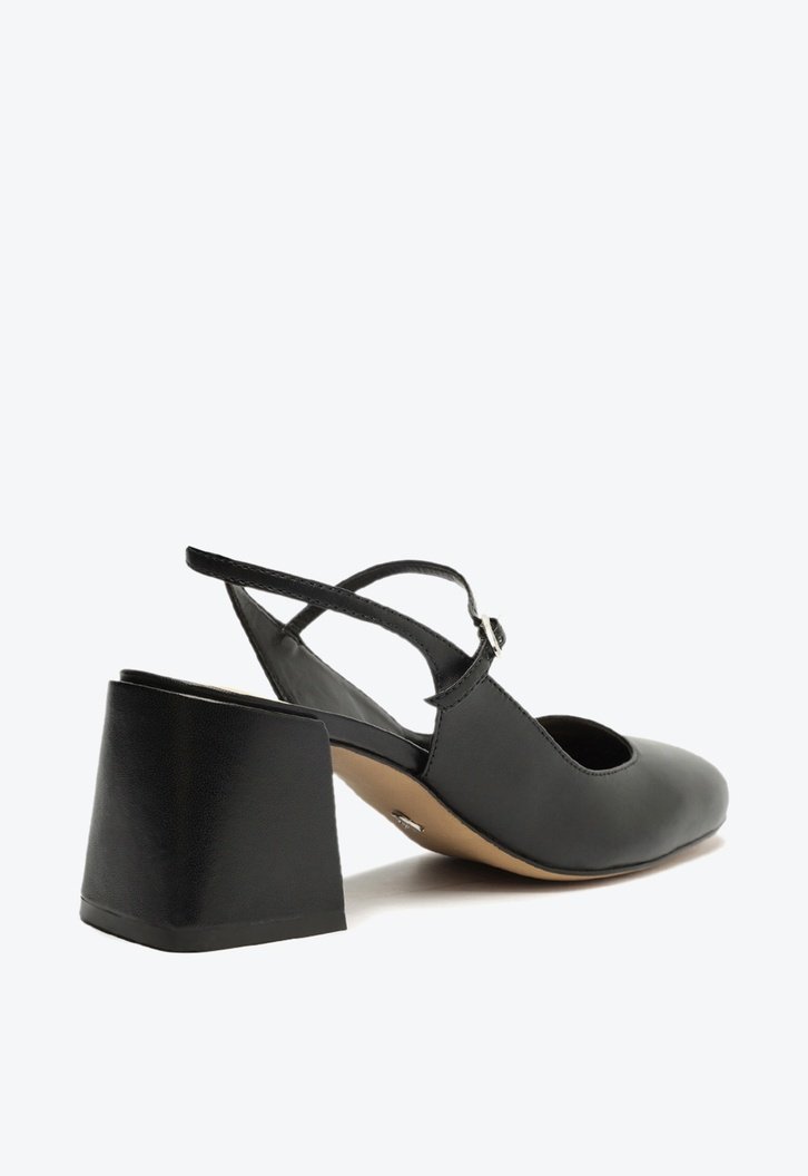 Sapato Preto Arezzo Bonéca Couro Salto Bloco Tira Slingback