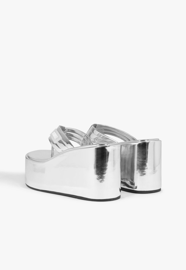 Chinelo Plataforma Zoe Couro Prata