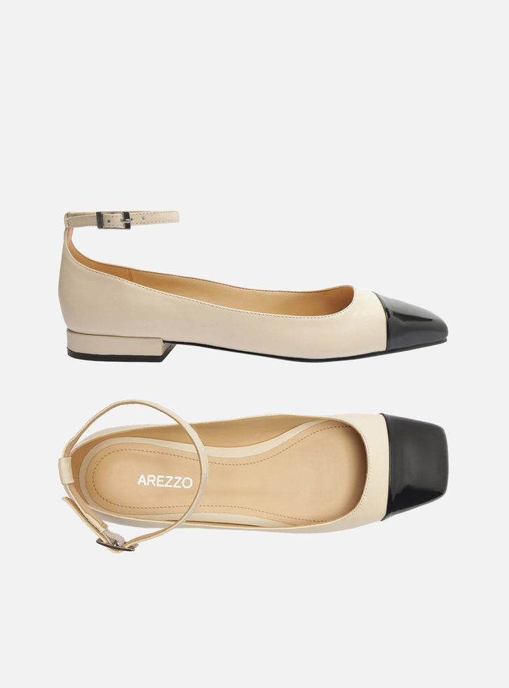 Sapatilha Branca Arezzo Boneca Couro Cap Toe Fivela