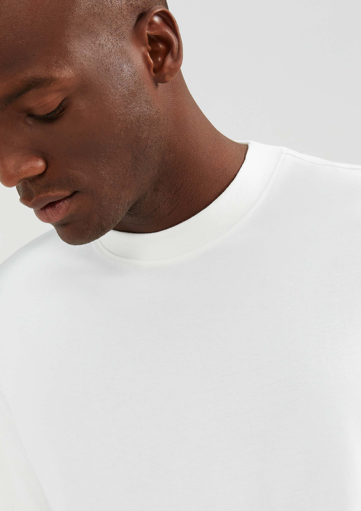 Camiseta Off-White Hering Ginga Modelagem Relaxed Malha Super Cotton