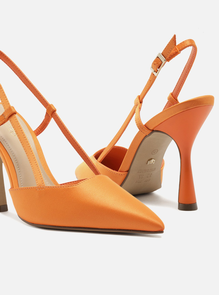 Scarpin Laranja Cetim Salto Alto Geométrico
