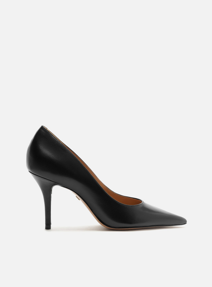 Scarpin Preto Camurça Salto Fino