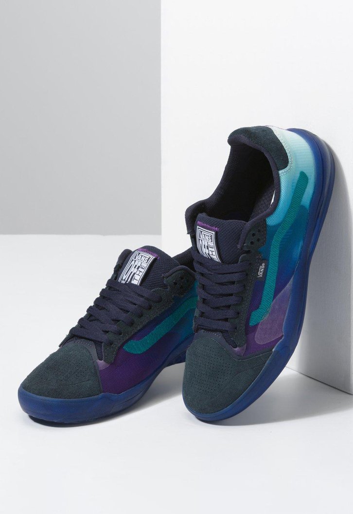 Tênis Vans Evdnt Ultimatewaffle Gradient Asphalt | ZZ MALL