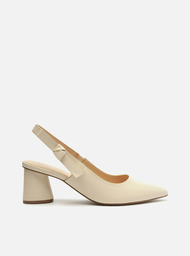 Scarpin Off-White Arezzo Couro Bico Fino Slingback