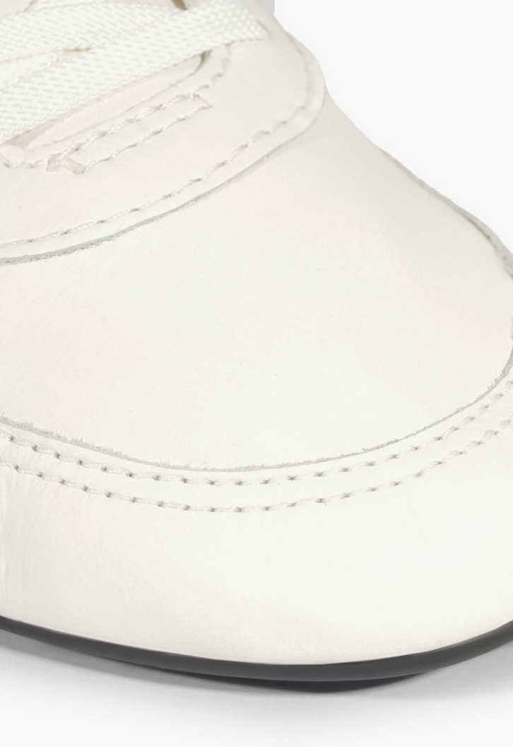 Tênis Retro 95 Couro Brilho Branco