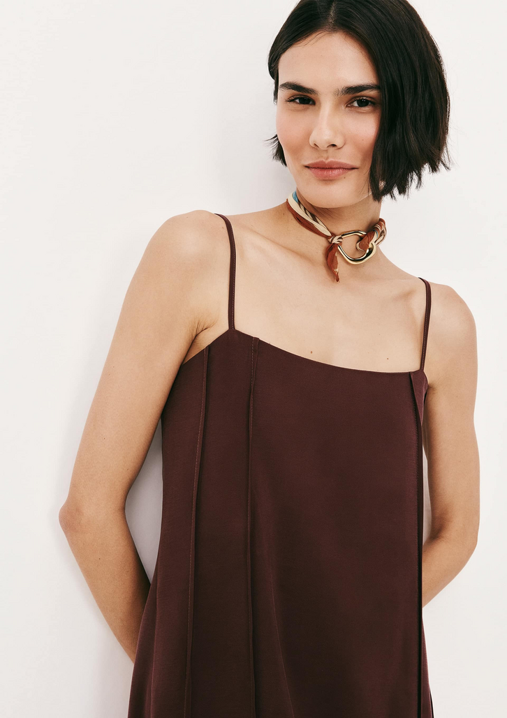 Vestido Midi Marrom Hering Em Peach Touch Com Recortes