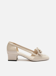 Scarpin Branco Arezzo Verniz Vazado Laço Medalha