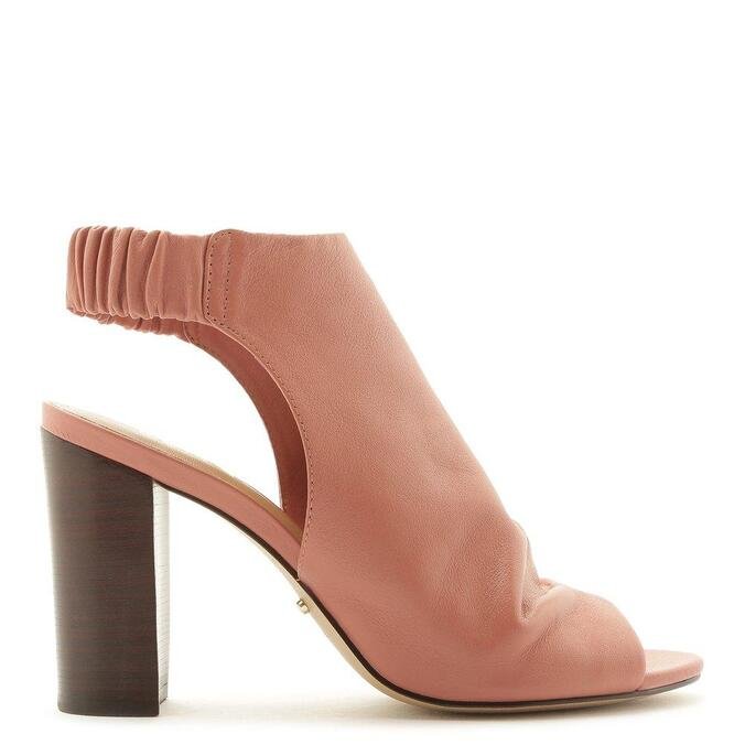 sandalia abotinada arezzo