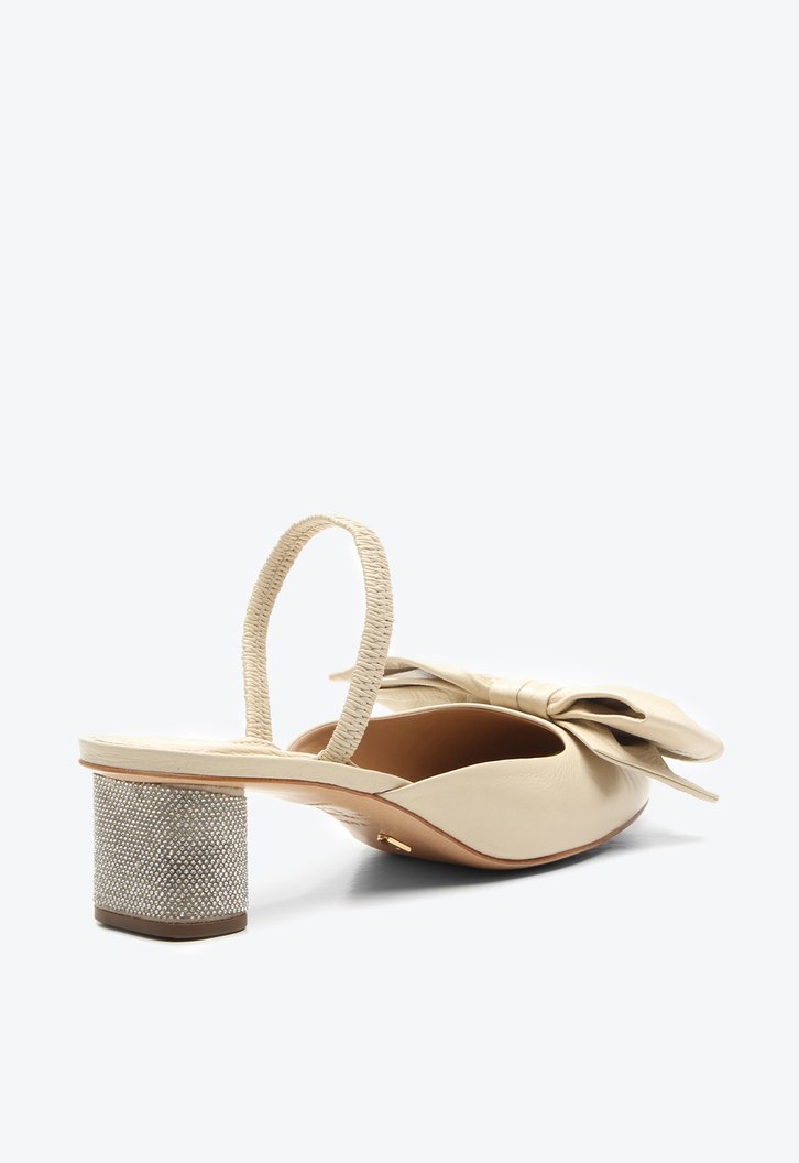 Mule Elyna Bege
