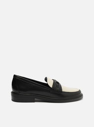 Mocassim Preto Arezzo Couro Tira Branco
