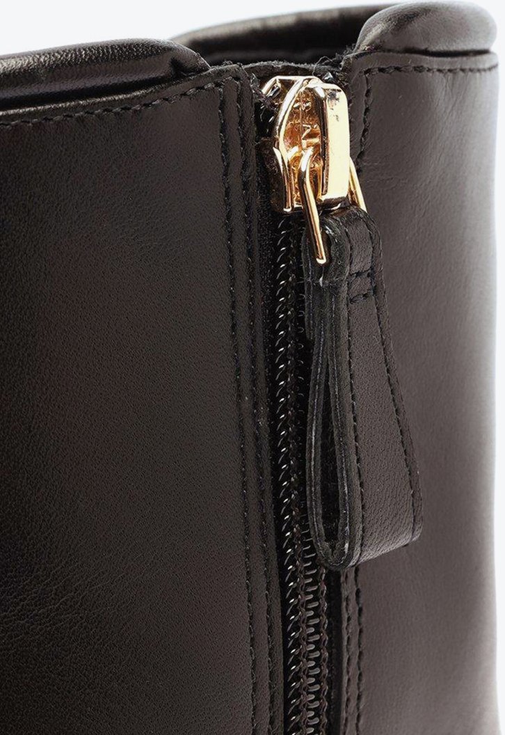 Ava 120 Black