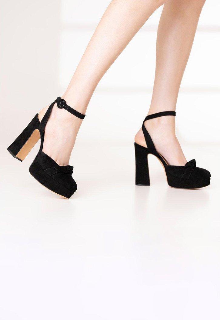 Clarita Vita Black
