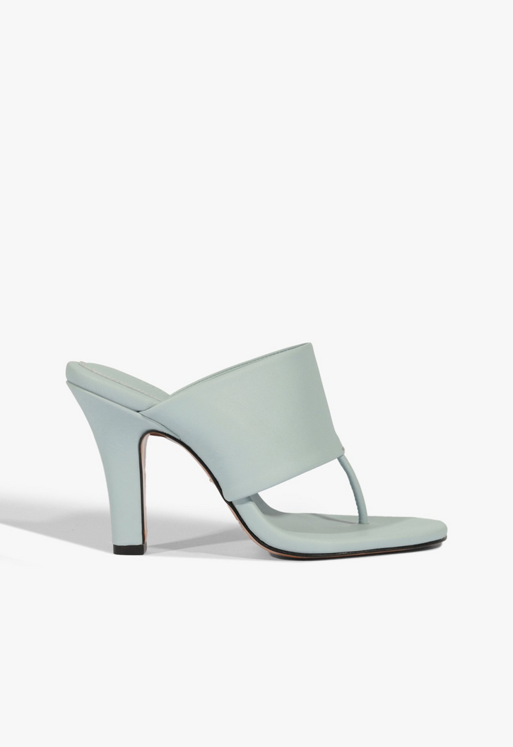 Sandália Mule Martha Couro Azul Clara