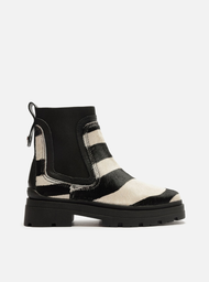 Bota Animal Print Arezzo Couro Cano Curto Tratorada Elástico