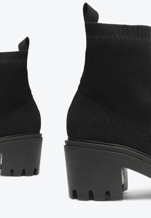 BOTA PRETA SCHUTZ THUNDER KNIT SALTO MÉDIO COURO