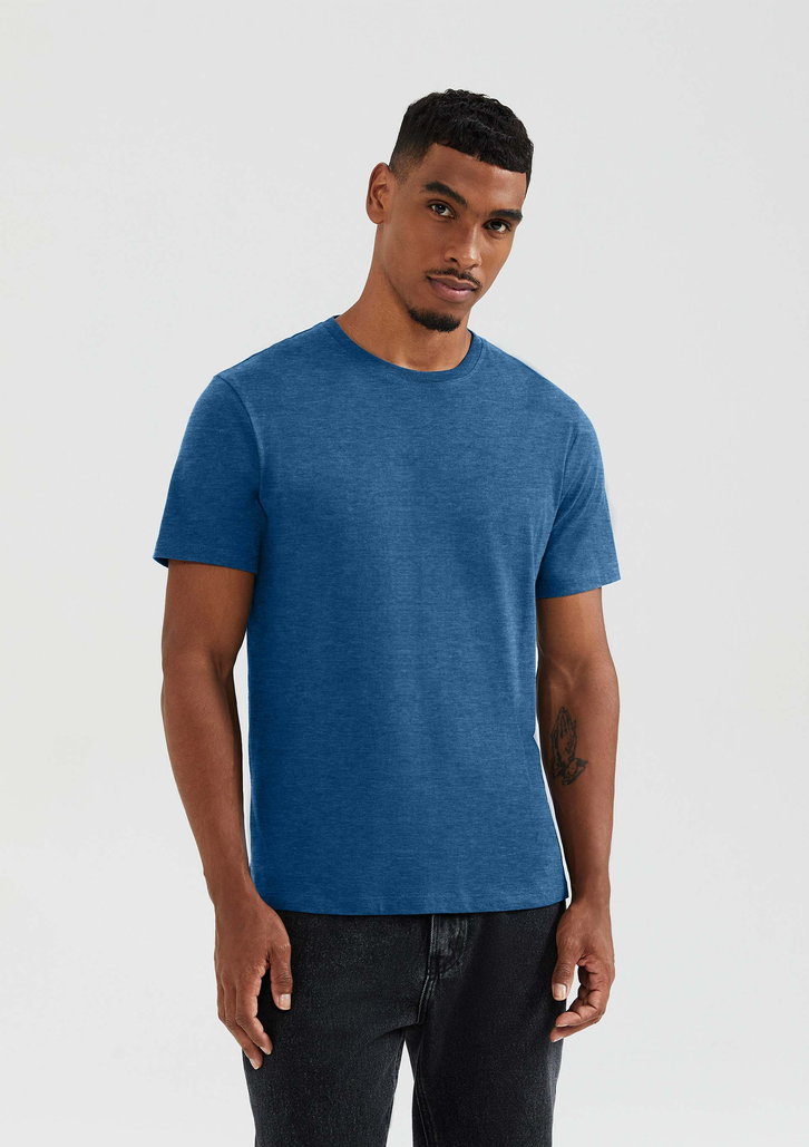 Camiseta Azul Celeste Hering Básica Manga Curta Regular World
