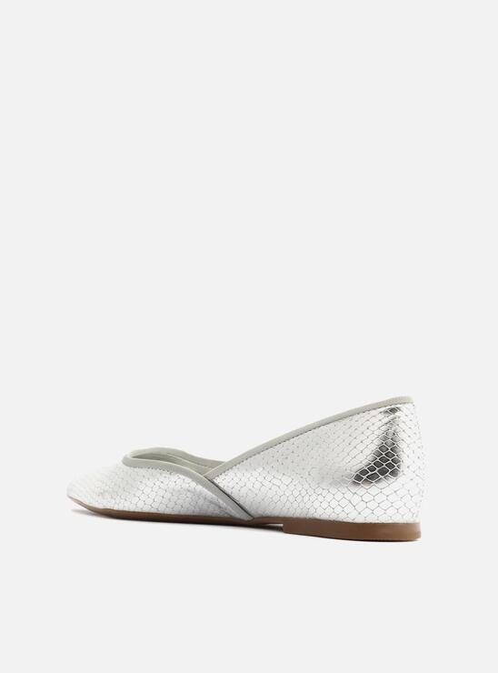 SAPATILHA PRATA SNAKE AREZZO BICO FINO CONTORNO