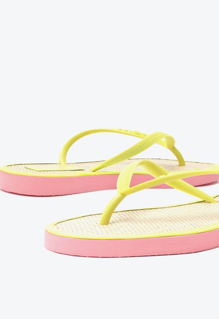 Chinelo De Dedo Amarelo Brizza  Jelly Bico Redondo
