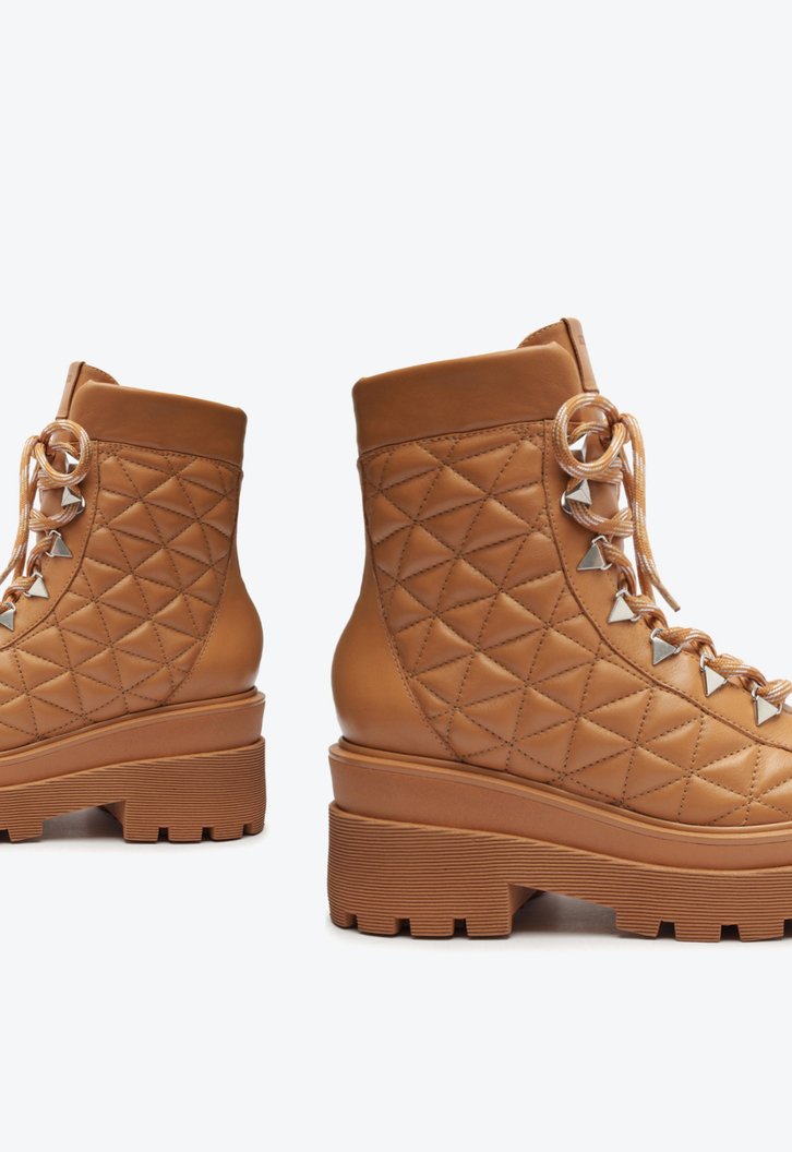 Bota Coturno Marrom Schutz Cadarço Matelassê Couro