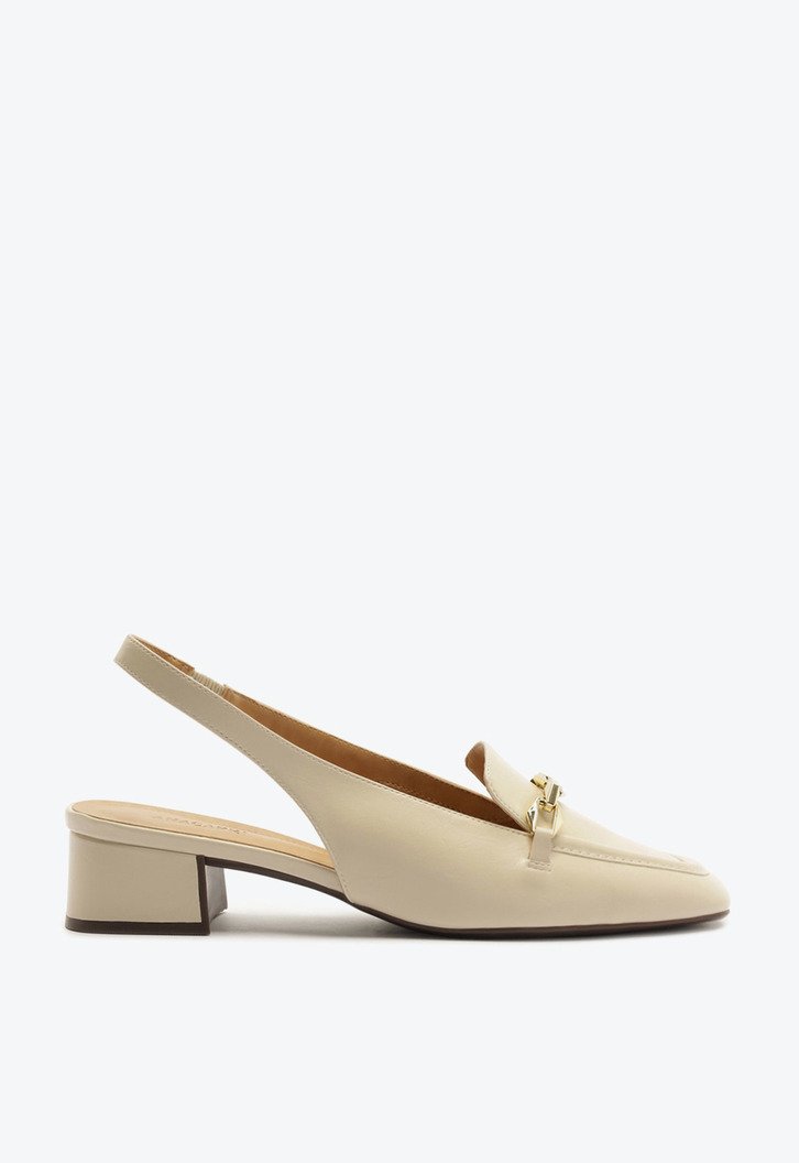 Mocassim Slingback Salto Bloco Corrente Branca