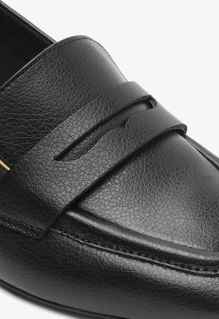 Mocassim Salto Bloco Loafer Preto