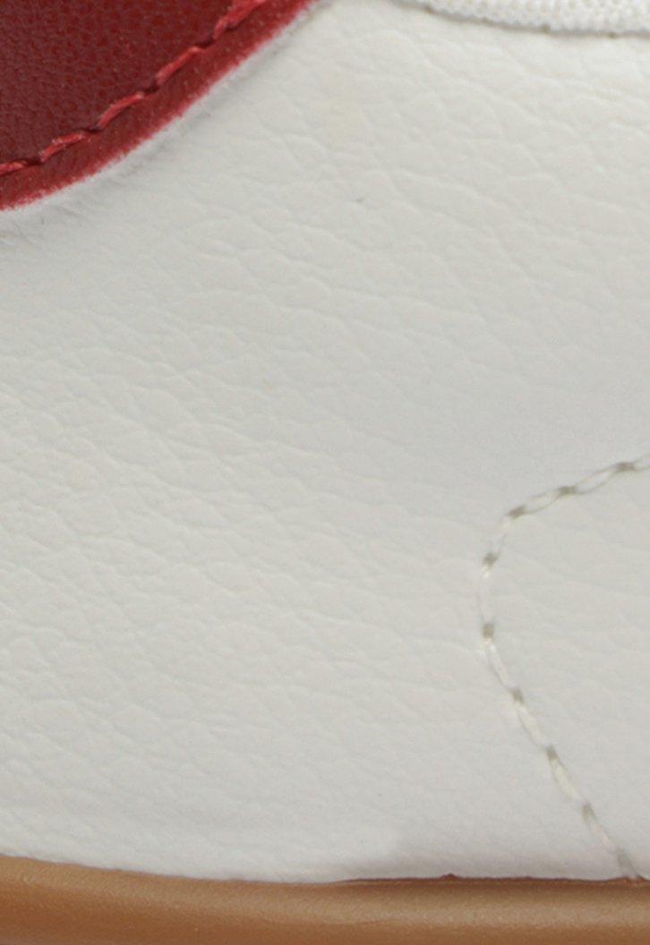 Tênis Listra Dupla Branco e Vermelho