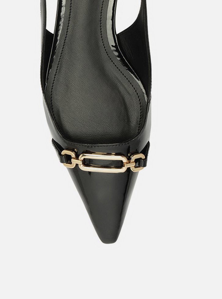 Sapatilha Preta Bico Fino Slingback Metal