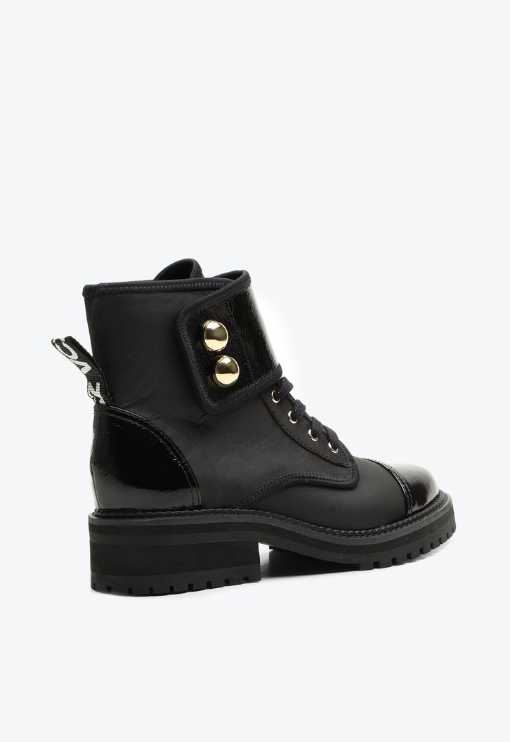 Bota Newport Preto