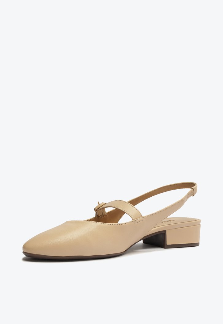 Sapato Chanel Salto Bloco Nude Classy