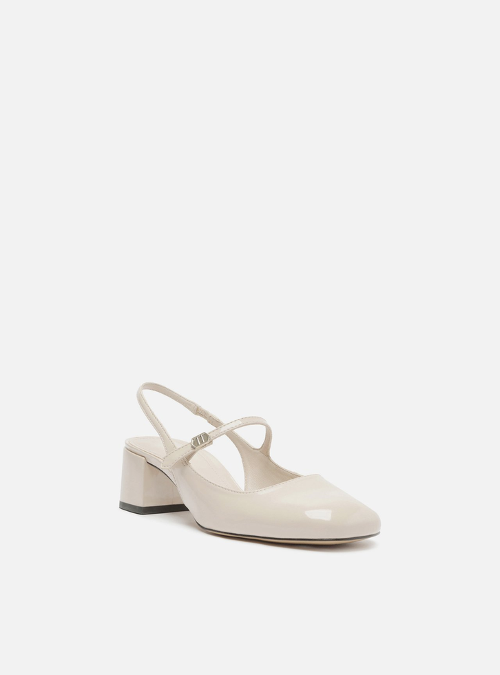 Sapato Branco Arezzo Boneca Verniz Slingback