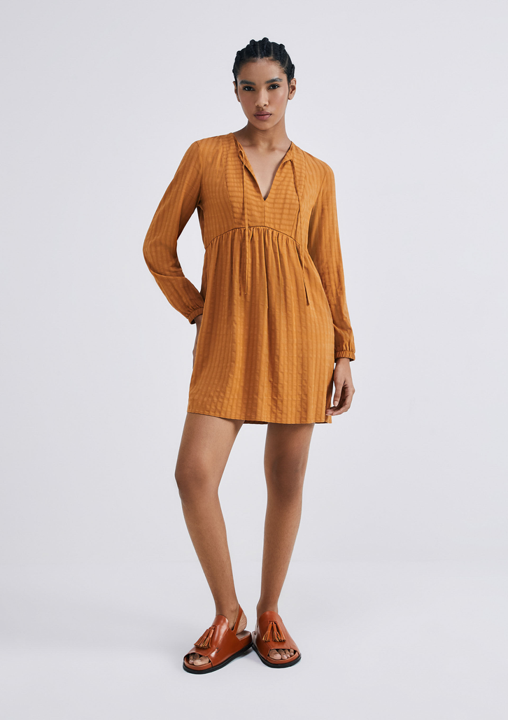 Vestido Marrom Hering Curto Evasê Manga Longa