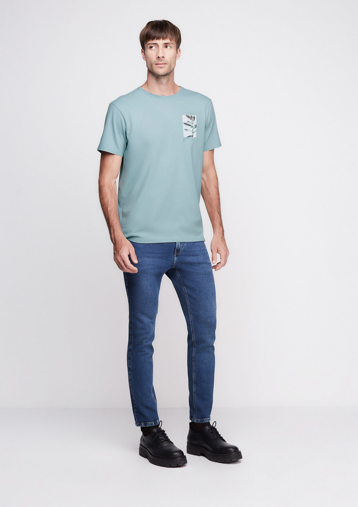 Camiseta Azul Bebê Dzarm Em Malha Ecológica Estampada