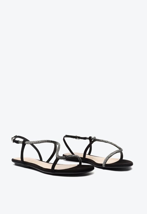 SANDÁLIA RASTEIRA PRETO SCHUTZ STUDS GLAM