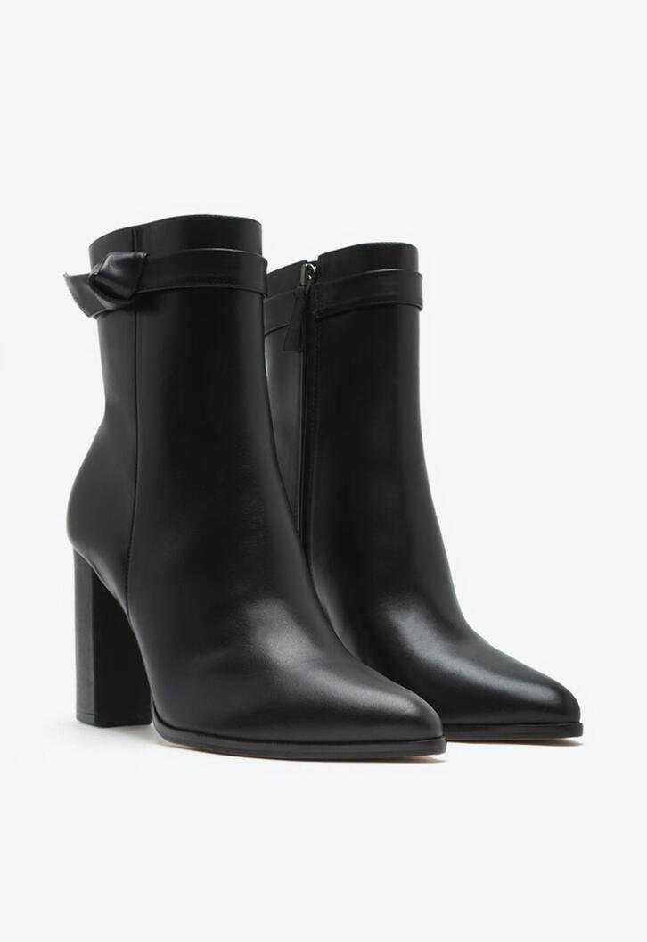 Assymmetric Clarita Bootie 90 Black