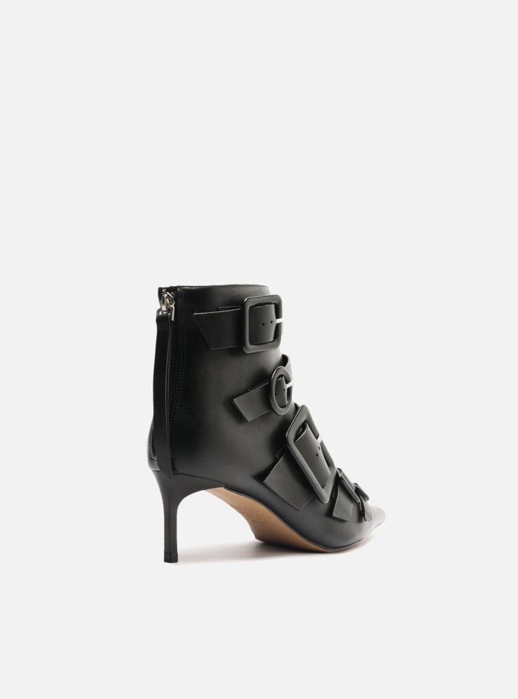 Bota Preta Cano Médio Salto Alto Fivelas
