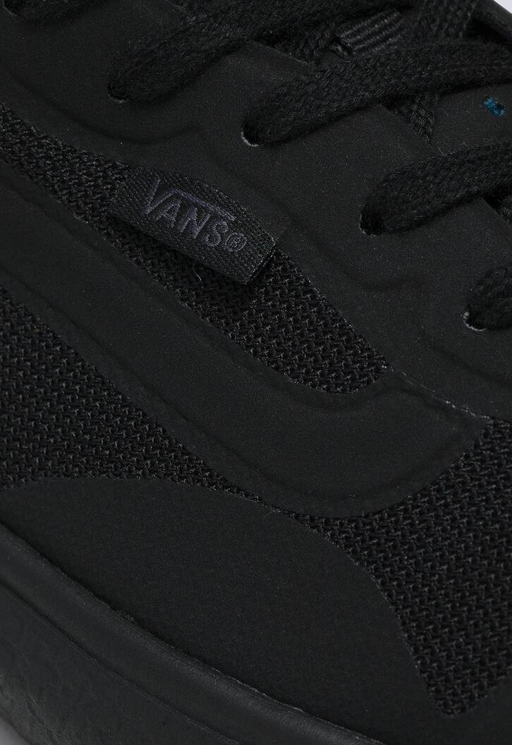 Tênis Ultrarange Exo Black Black Black